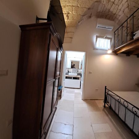 Petrakis House Hotel Ostuni Exterior photo