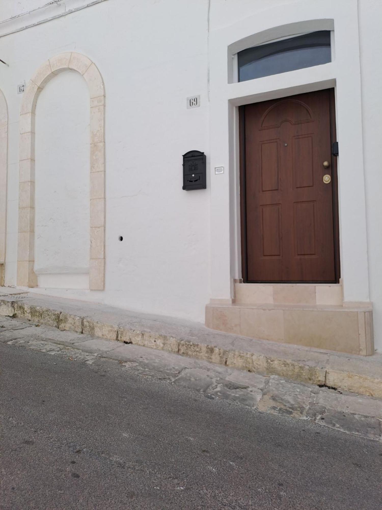 Petrakis House Hotel Ostuni Exterior photo