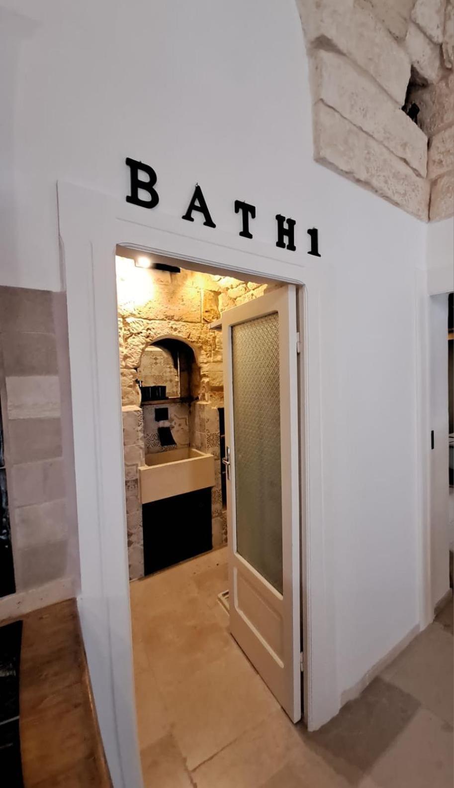 Petrakis House Hotel Ostuni Exterior photo